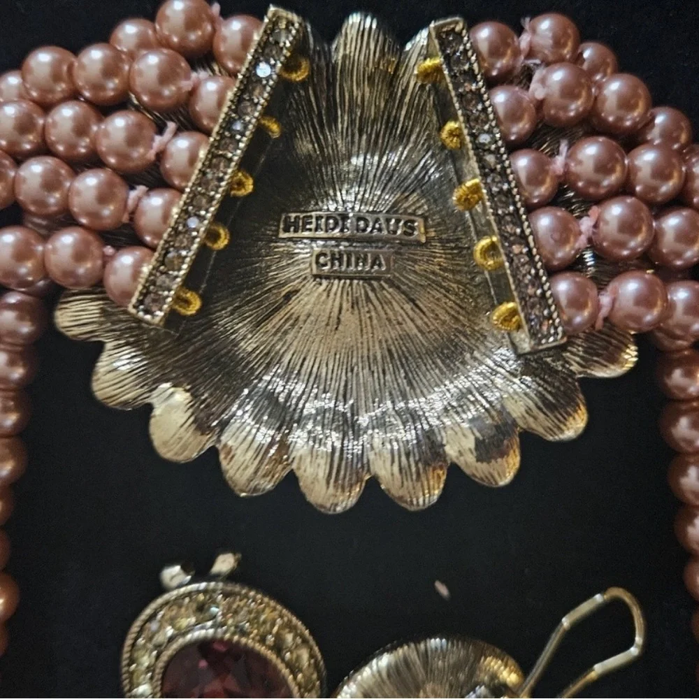 Heidi Daus Dazzling Delight Amethyst Crystal Pearl Bead Necklace with Earrings - Picture 2 of 6